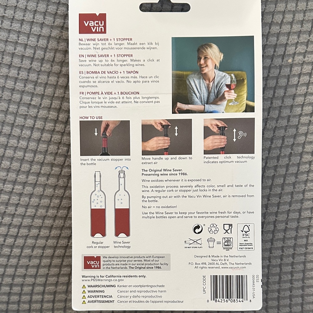 Black Wine Saver - Picture 2 of 2